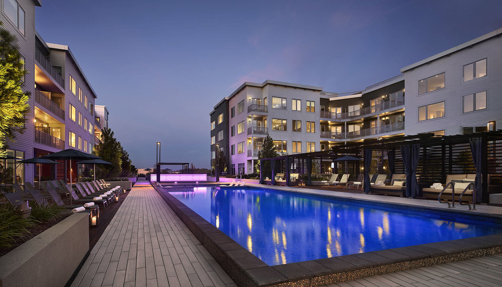 AVE Florham Park exterior pool at dusk