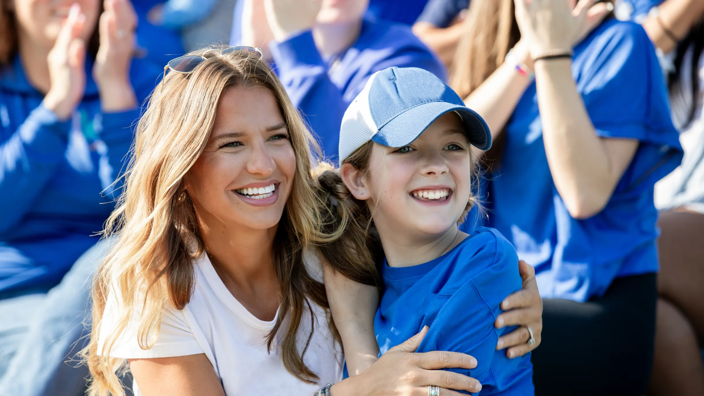 fans at the Metlife Stadium