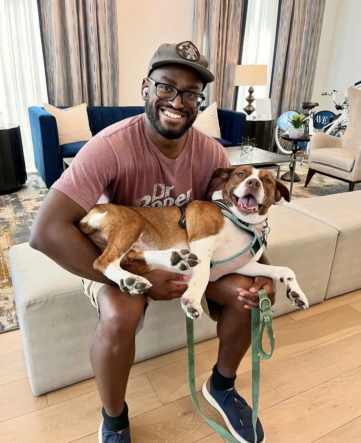 Image alt text not provided