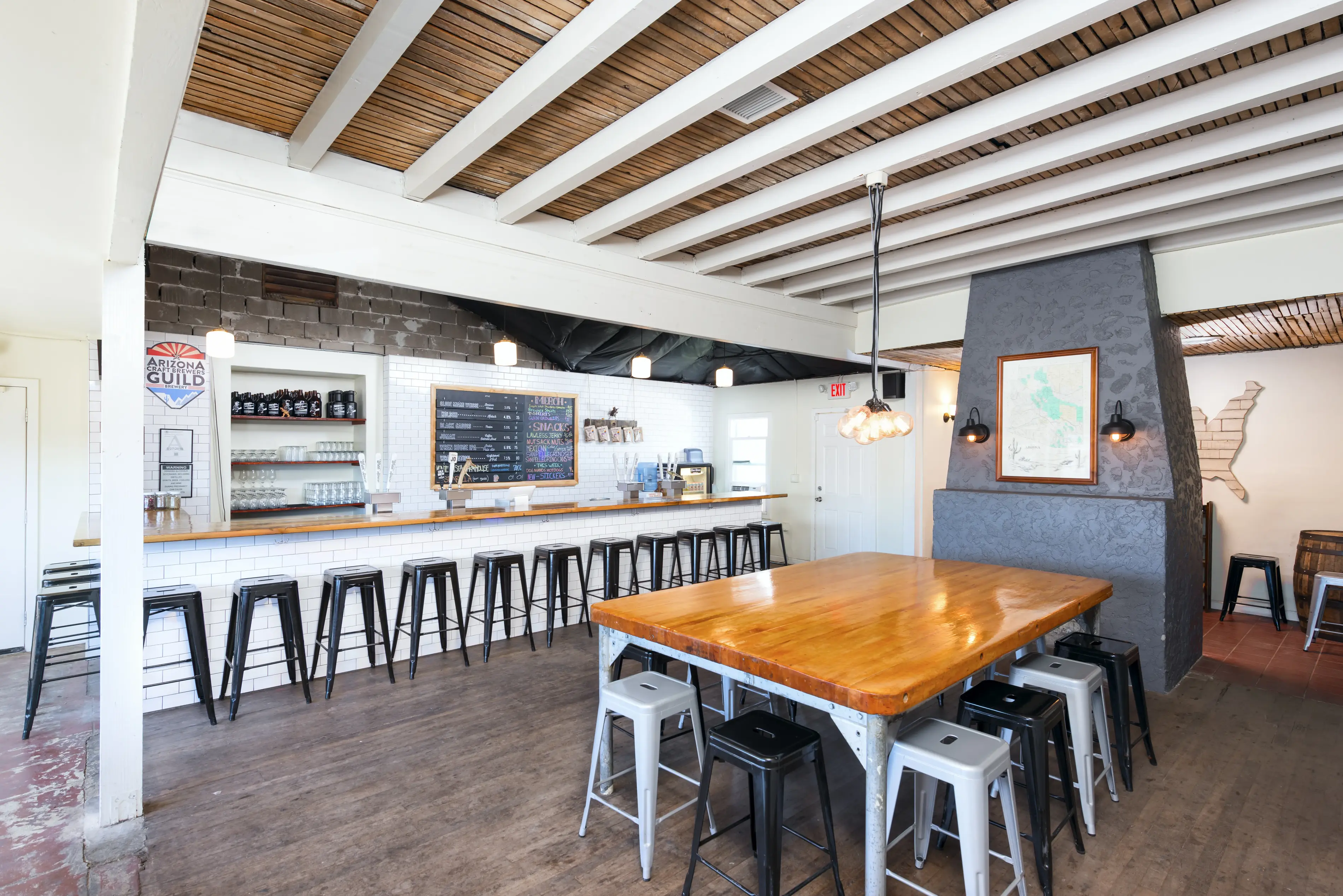 Wren House taproom at Paradise Valley