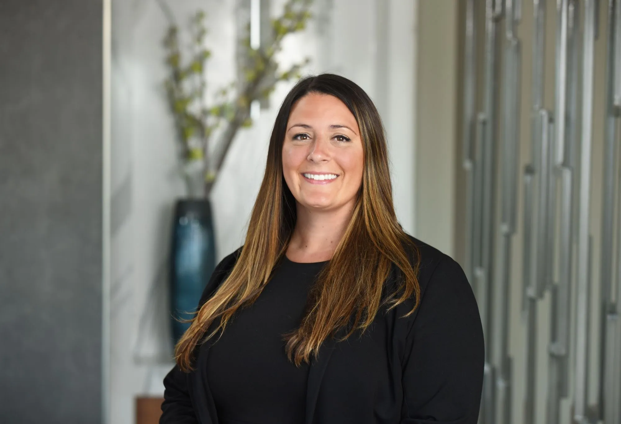 Image alt text not provided