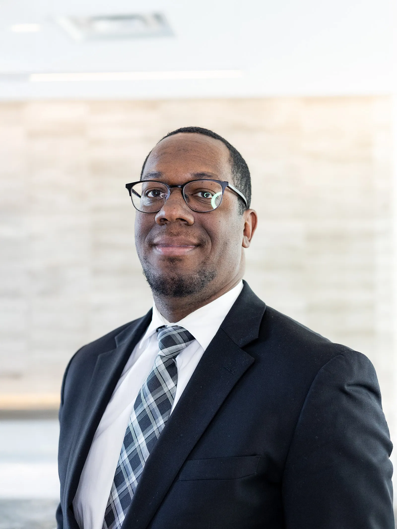 a man in a suit and tie