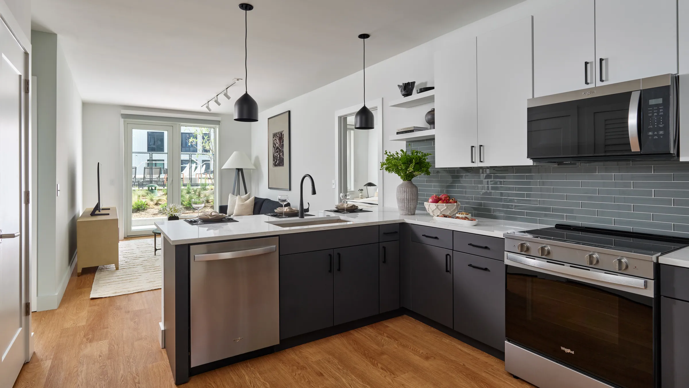 chef inspired kitchen in 2 bedroom philadelphia apartment