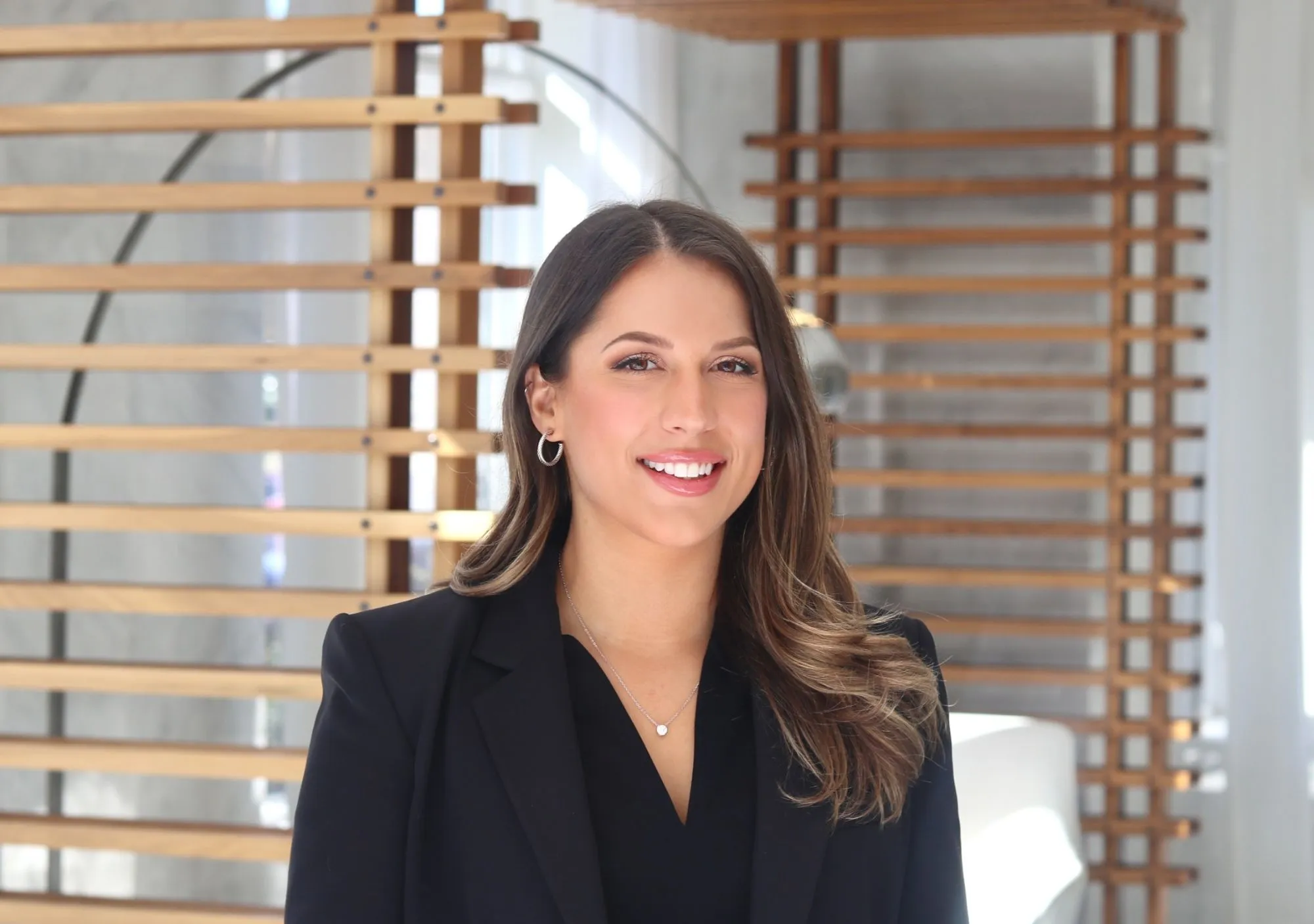 Image alt text not provided