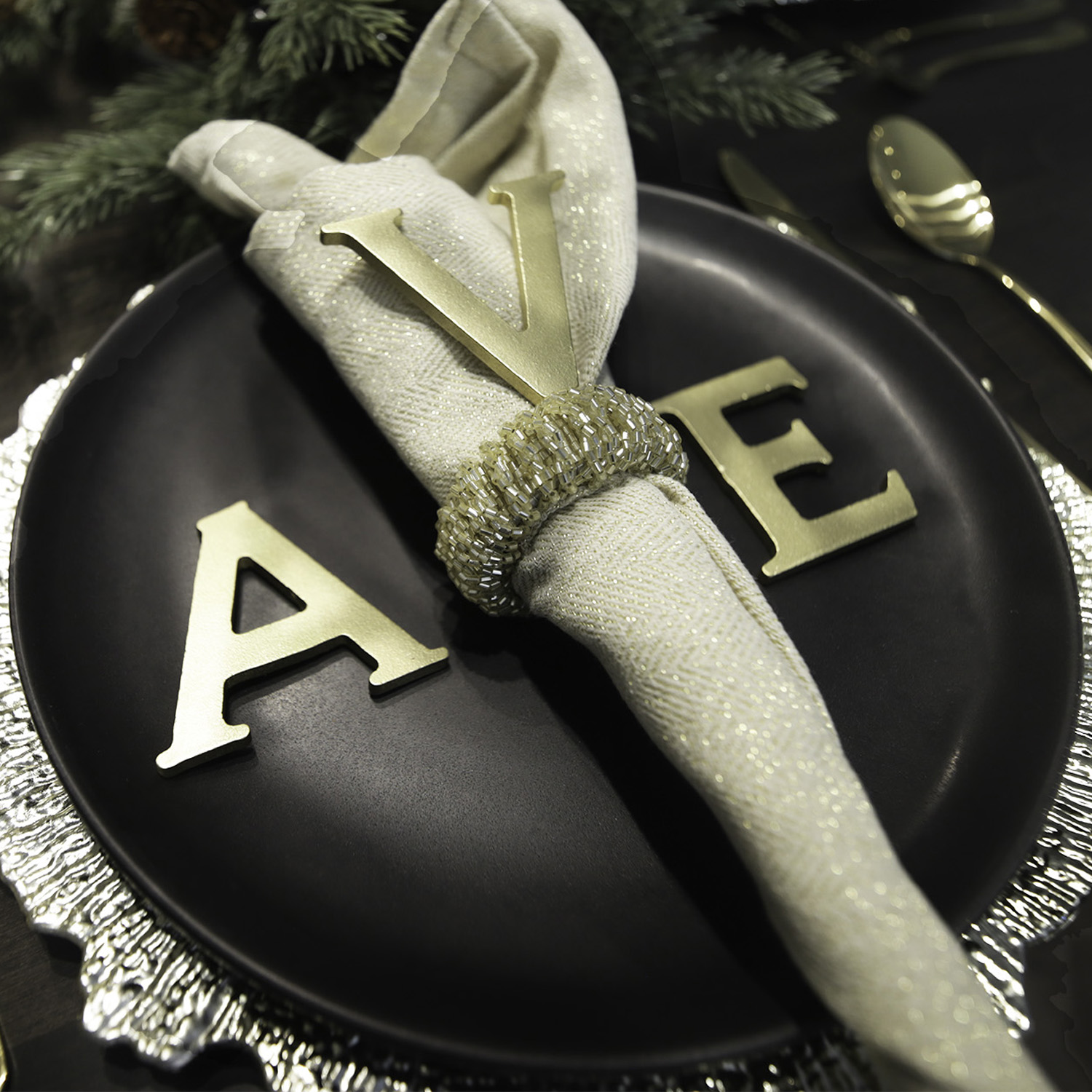 AVE STYLE: HOLIDAY EDITION