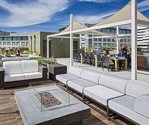 Outdoor Lounge 