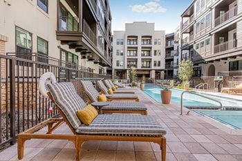 AVE Paradise Valley pool