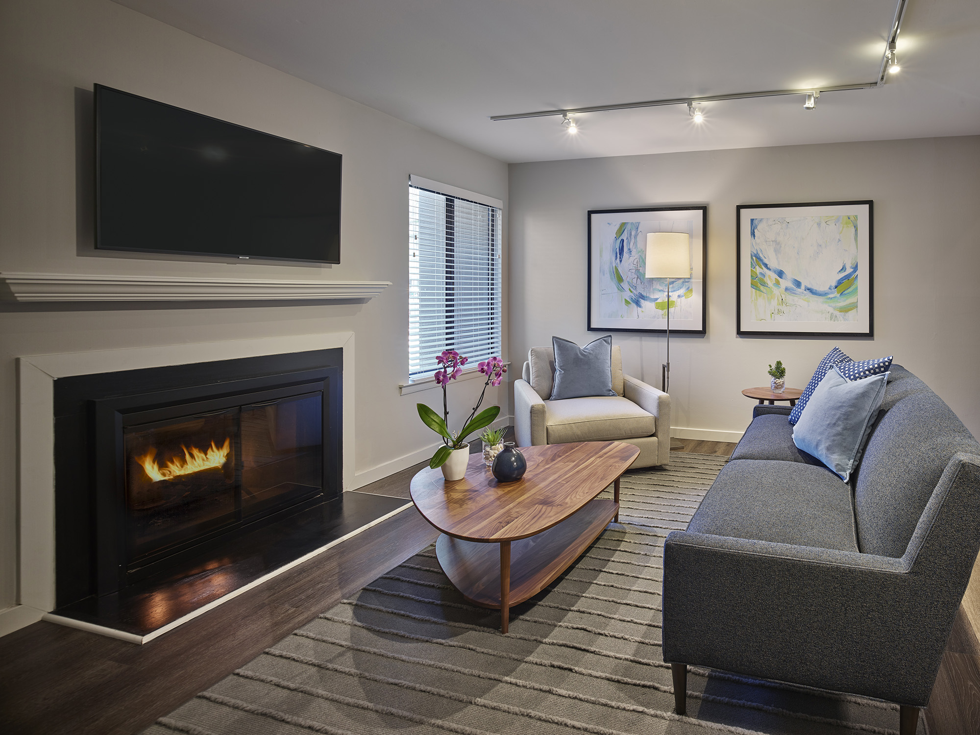 Live In Luxury Rent A Spacious Townhome With High End Finishes