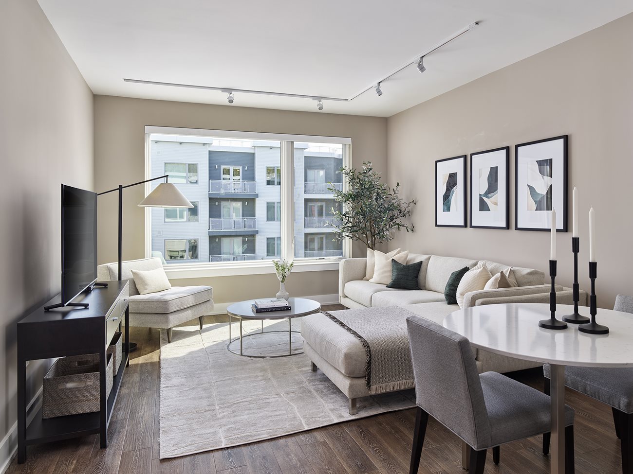 Flexible-stay Fully Furnished Apartments